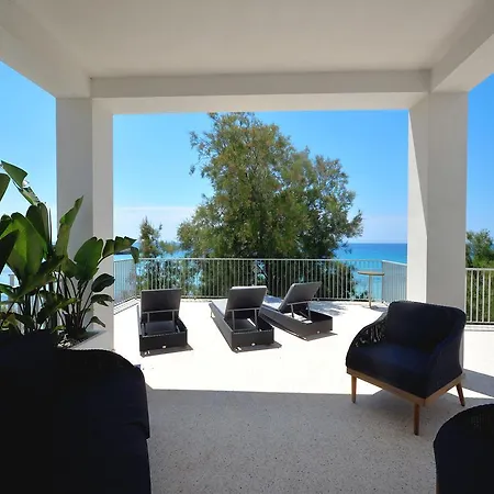 Luxury Puglia Italy فيلة بولسانو